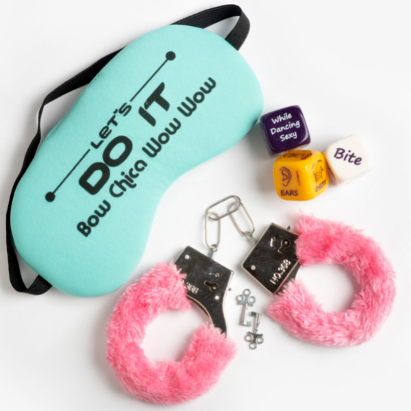 Load image into Gallery viewer, Naughty Dice Set : Love Dice – Love Cuffs – Blindfold Eye Mask
